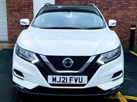 used Nissan Qashqai 1.3 DiG-T N-Connecta 5dr [Glass Roof Pack]