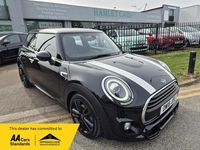 Używany Mini Cooper Hatch 136 KM (100 kW) 2018 Czarny Hatchback