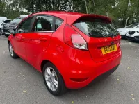 Used Ford Fiesta Zetec 82 HP (60 kW) 2015 Red Hatchback