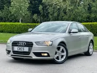 Usado Audi A4 Design 143 CV (105 kW) 2012 Plateado Berlina