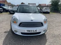 Used Mini Cooper D 2013 White Hatchback