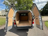Begagnad Toyota HiAce 88 HK (64 kW) 2005 Silver Van