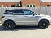 Used Land Rover Range Rover evoque HSE Dynamic 2017 Silver Estate