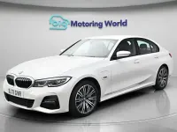 Begagnad BMW 330e M Sport 292 HK (214 kW) 2021 Vit Sedan