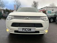 Used Mitsubishi Outlander P-HEV 162 HP (119 kW) 2014 White Estate