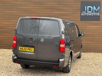 Gebraucht Vauxhall Vivaro Sportive 150 PS (110 kW) 2020 Grau Van / Kleinbus