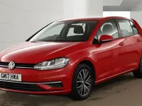 Used VW Golf VII SE 125 HP (91 kW) 2017 Red Hatchback
