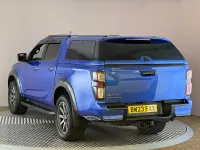 Used Isuzu D-Max 163 HP (119 kW) 2023 Blue Pickup