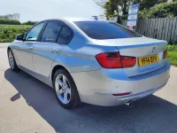 Begagnad BMW 318 2014 Silver Sedan