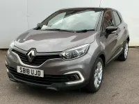 Used Renault Captur Iconic 90 HP (66 kW) 2018 Grey/black SUV