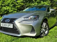 Used Lexus IS300h 223 HP (164 kW) 2020 Silver Sedan