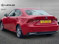 Used Lexus IS300h 223 HP (164 kW) 2017 Red Sedan