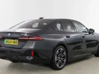 Usado BMW i5 M Sport 246 kW (335 HP) 2024 Cinzento