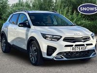 Used Kia Stonic GT-Line 100 HP (73 kW) 2025 White pearl SUV