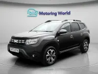 Käytetty Dacia Duster Journey 130 HP (95 kW) 2024 Musta Katumaasturi