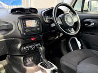 Used Jeep Renegade Longitude 170 HP (125 kW) 2015 White SUV