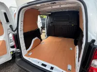 New Citroën Berlingo 101 HP (74 kW) 2026 White MPV