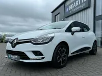 Used Renault Clio Play 89 HP (65 kW) 2019 White Hatchback