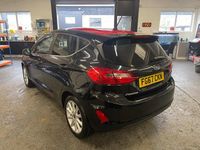 Used Ford Fiesta Titanium 100 HP (73 kW) 2017 Black Hatchback