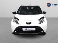 Used Toyota Aygo X 72 HP (52 kW) 2024 White SUV