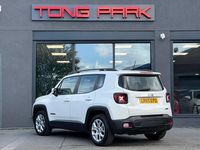 Used Jeep Renegade Longitude 170 HP (125 kW) 2015 White SUV