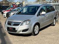 Second-hand Vauxhall Zafira 2011 Argintiu Monovolum