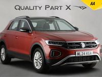 Used VW T-Roc Life 150 HP (110 kW) 2024 Red SUV