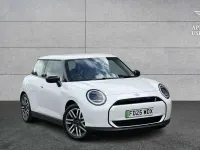 Used Mini Cooper SE Hatch 158 kW (215 HP) 2025 White Hatchback