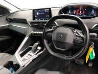 Usado Peugeot 5008 Allure 131 HP (96 kW) 2020 Branco SUV