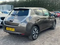 Used Nissan Leaf Tekna 80 kW (109 HP) 2015 Beige Hatchback