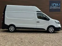 Used Renault Trafic Business 2023 White MPV