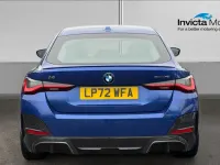 Usado BMW i4 M Sport 250 kW (340 CV) 2023 Azul Berlina