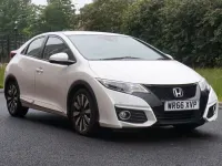 Used Honda Civic SE Plus 142 HP (104 kW) 2016 White Hatchback