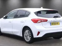 Used Ford Focus Titanium 125 HP (91 kW) 2019 White Hatchback