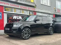 Gebraucht Land Rover Range Rover Autobiography 339 PS (249 kW) 2014 Schwarz SUV