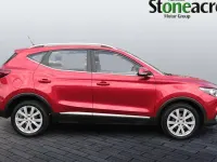 Used MG ZS Excite 106 HP (77 kW) 2018 Red SUV