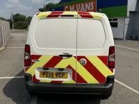 Used Vauxhall Combo Edition 101 HP (74 kW) 2019 White MPV