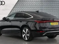 New Audi A6 e-tron S-Line 210 kW (286 HP) 2026 Black Estate