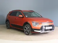 Used Kia Niro 141 HP (103 kW) 2023 Orange SUV