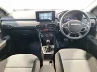 Usado Dacia Jogger Extreme 140 HP (102 kW) 2023 Castanho Monovolume