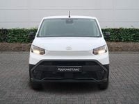 New Toyota Proace 50 kW (68 HP) 2025 White MPV