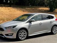 Used Ford Focus Zetec 125 HP (91 kW) 2016 Silver Hatchback