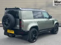 Used Land Rover Defender SE 249 HP (183 kW) 2023 Pangea green metallic SUV