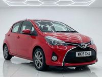 Used Toyota Yaris 90 HP (66 kW) 2015 Red Hatchback