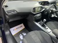 Gebraucht Peugeot 308 Allure 2015 Blau Kleinwagen
