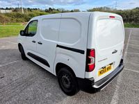 Used Peugeot Partner 2019 White MPV