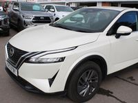 Used Nissan Qashqai Acenta Premium 2021 White SUV