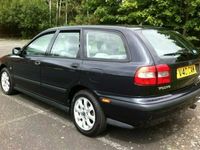Used Volvo V40 122 HP (89 kW) 2000 Estate
