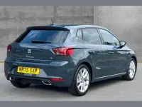 Novo Seat Ibiza FR 115 HP (84 kW) 2025 Azul Citadino