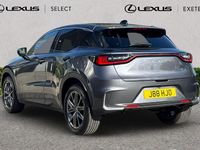 Usado Lexus LBX 136 CV (100 kW) 2025 Gris SUV